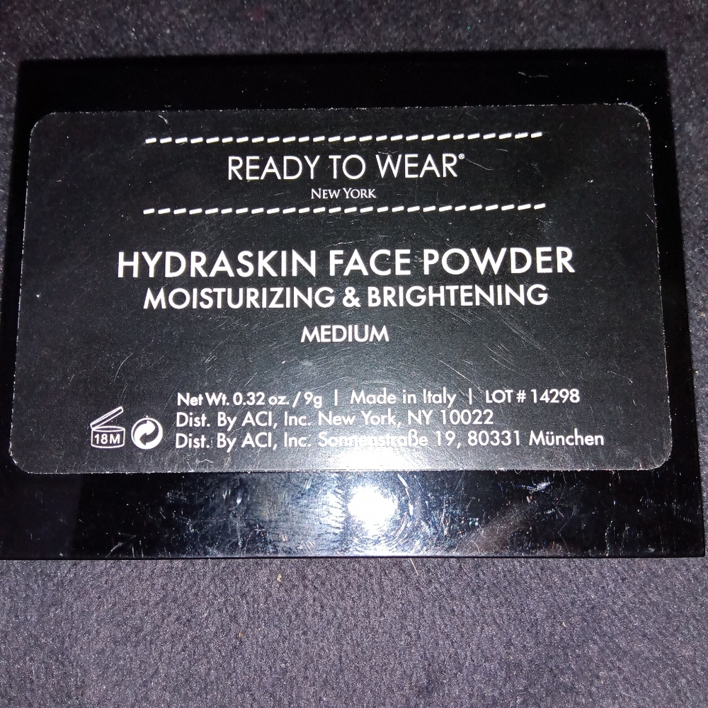 New Medium Face Powder - Picture 3 of 3